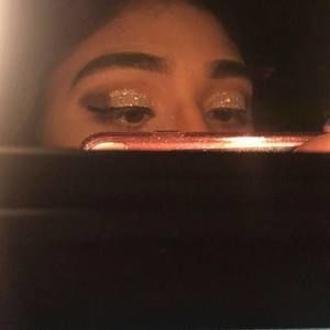 Meet your Posher, Isabella